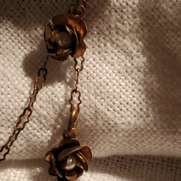 JANNY Floral and Pearl Look Necklace Paperclip Chain Signed Victorian Fl… - Picture 5 of 10